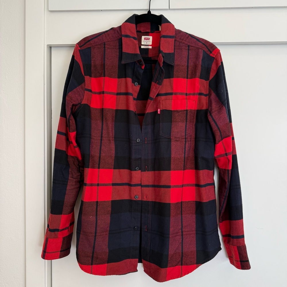 Levi's Men's Casual Red and Black Checkered Shirt
